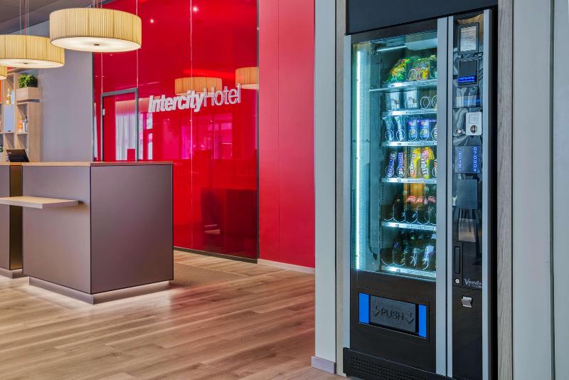 IntercityHotel Graz - Lobi