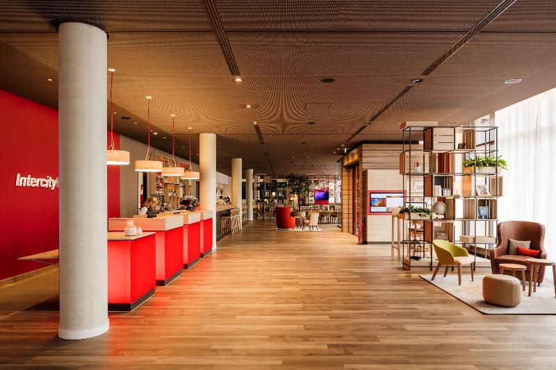 IntercityHotel Graz - Lobi