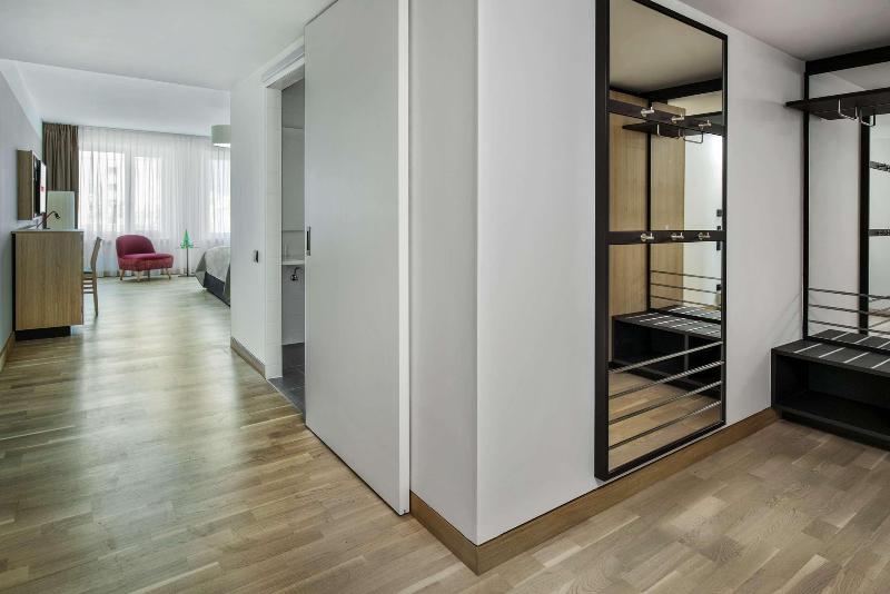 IntercityHotel Graz - Oda