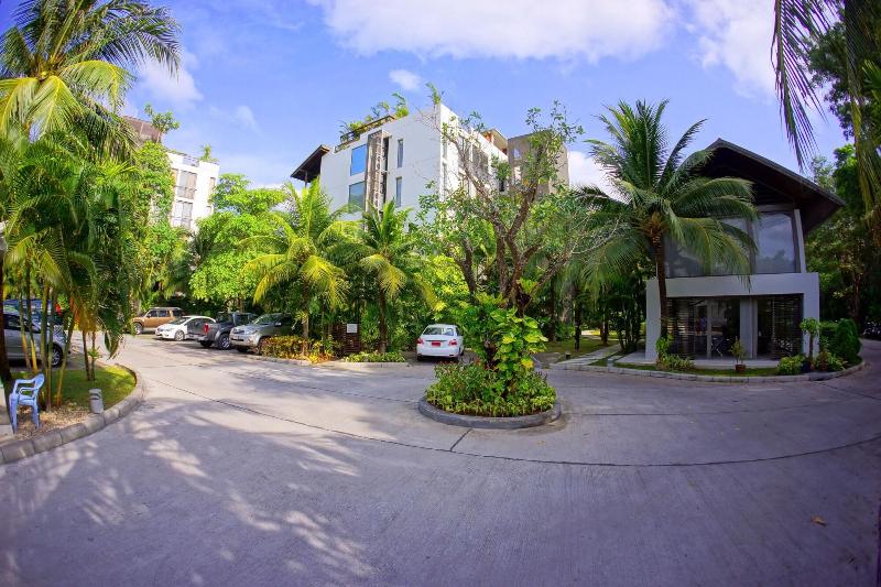 Casuarina Shores - Genel