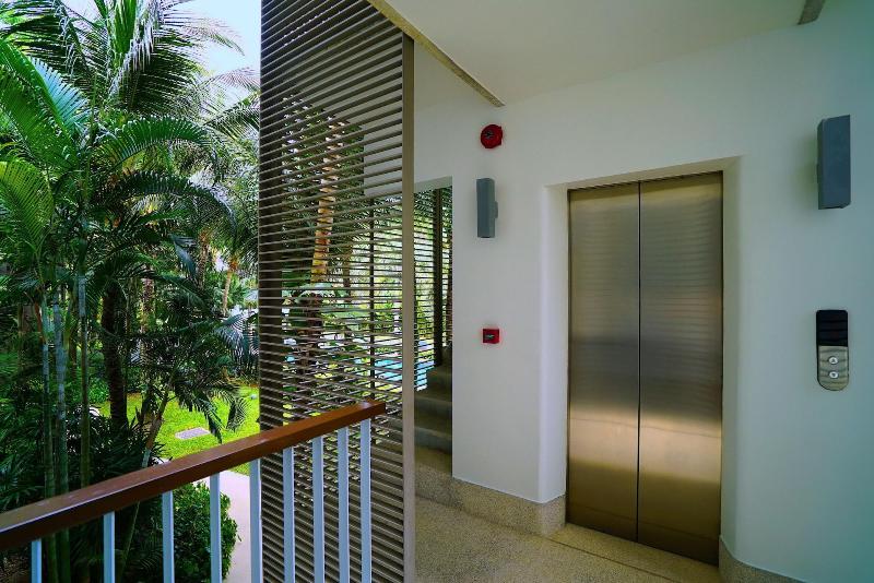 Casuarina Shores - Genel