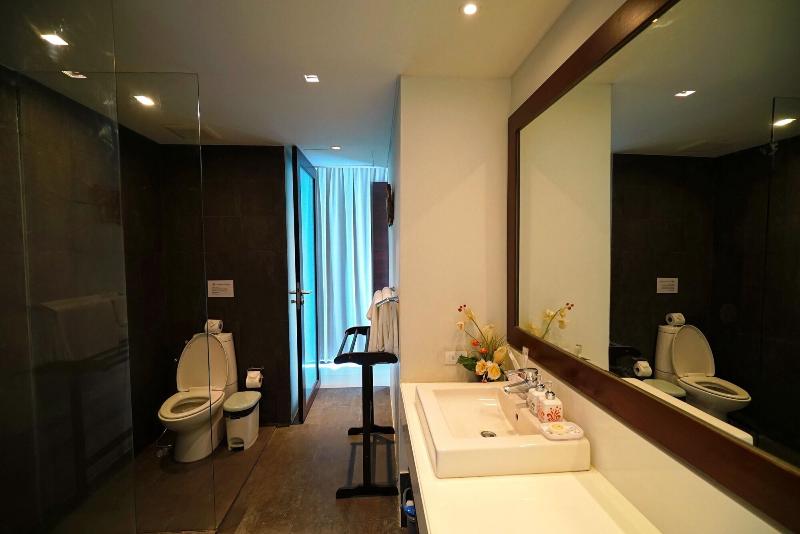 Casuarina Shores - Oda