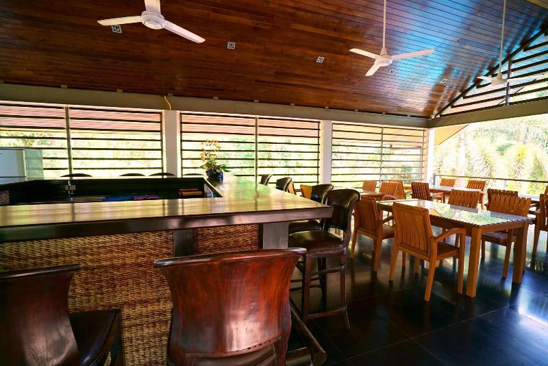 Casuarina Shores - Restoran