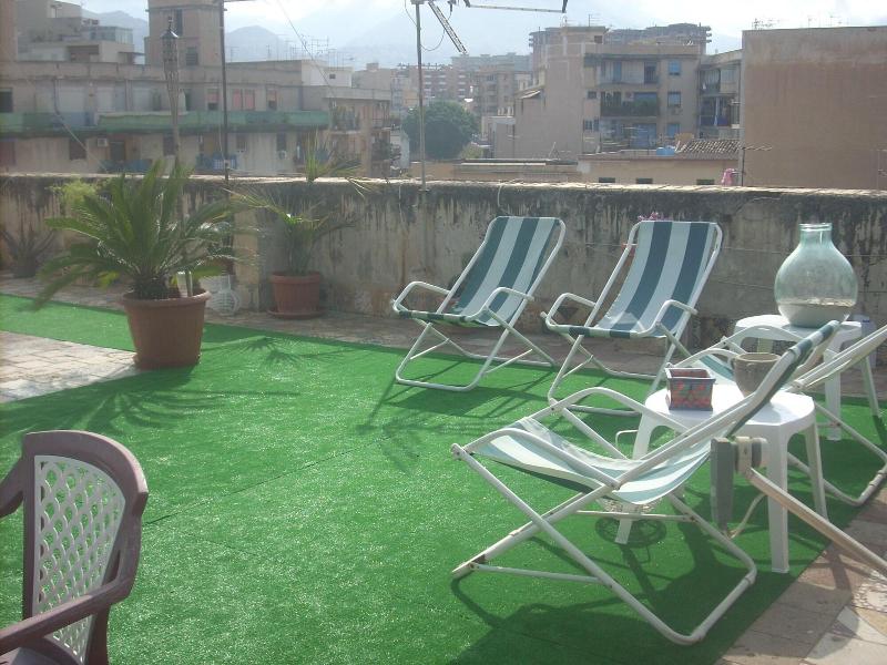 Camelot B&B Palermo - Teras