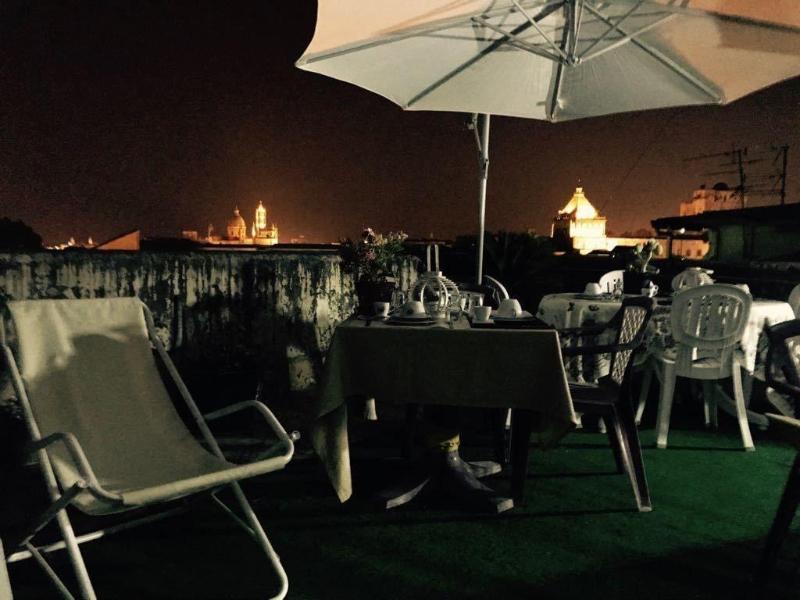 Camelot B&B Palermo - Teras