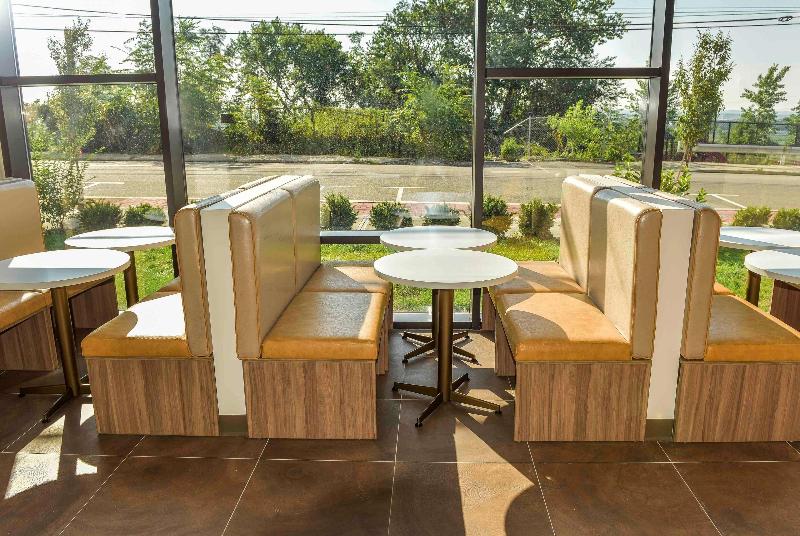 Wyndham Garden North Bergen near Secaucus - Restoran