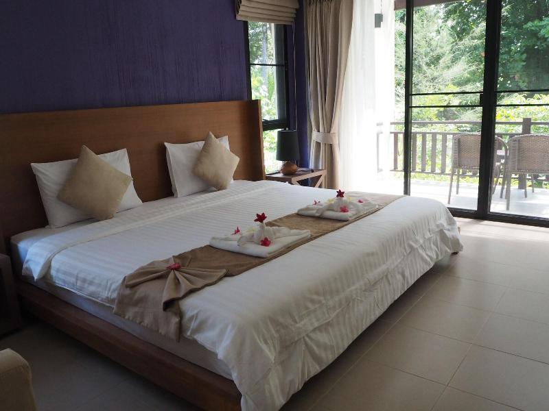 Khao Lak Blue Lagoon Resort - Oda