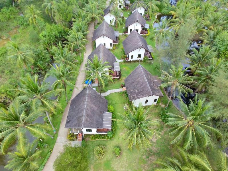 Khao Lak Blue Lagoon Resort - Oda