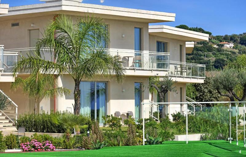 Blue Bay Resort - Genel