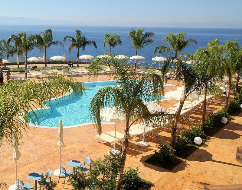 Blue Bay Resort - Havuz