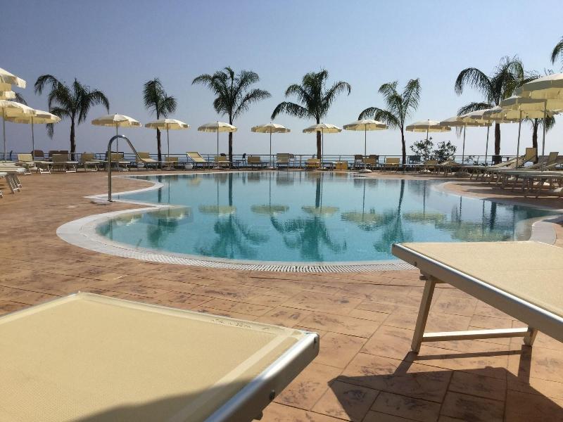 Blue Bay Resort - Havuz