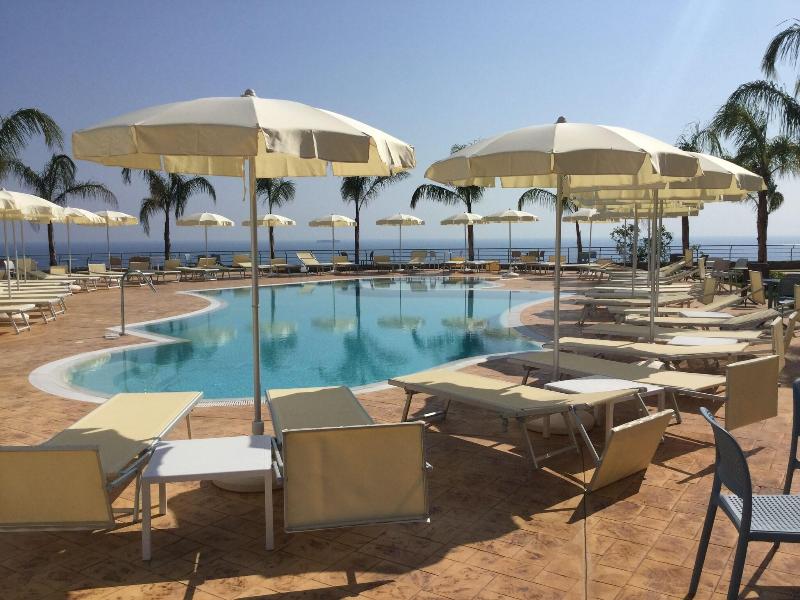 Blue Bay Resort - Havuz