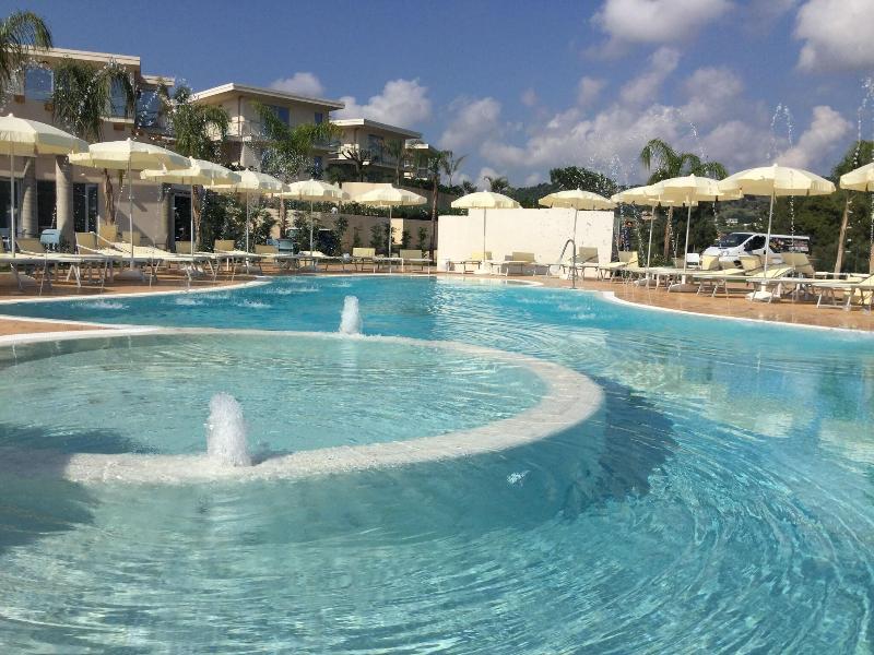 Blue Bay Resort - Havuz