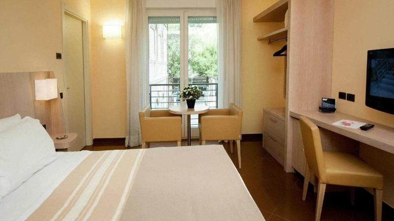 Hotel Chiaraluna - Oda