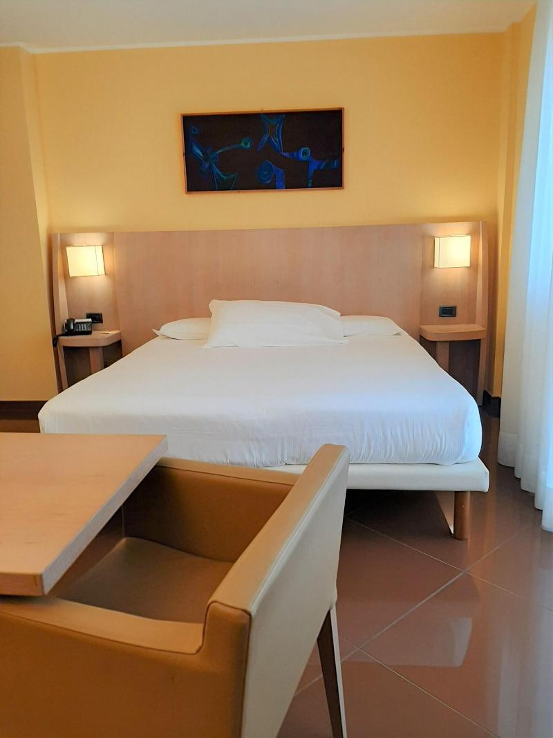 Hotel Chiaraluna - Oda