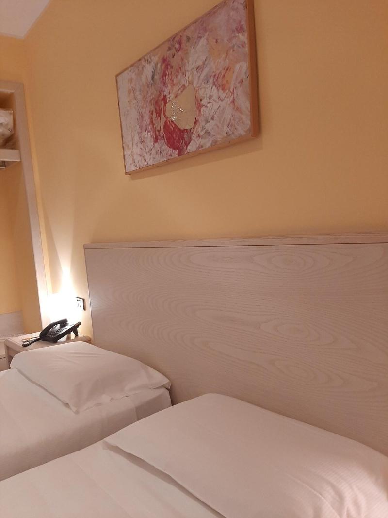 Hotel Chiaraluna - Oda