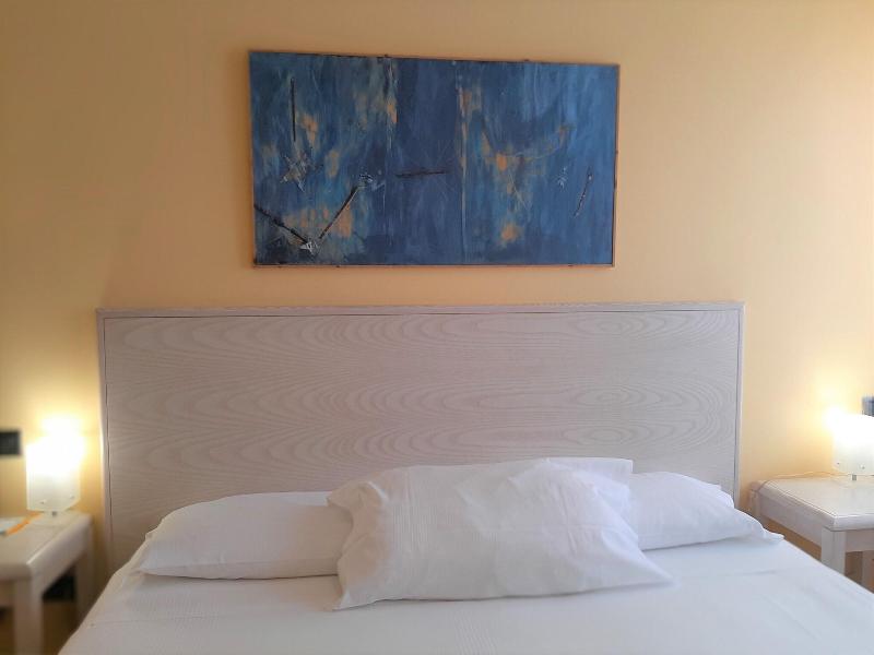 Hotel Chiaraluna - Oda