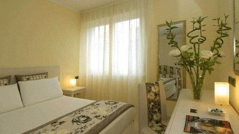 Hotel Chiaraluna - Oda