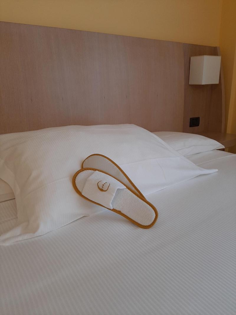 Hotel Chiaraluna - Oda