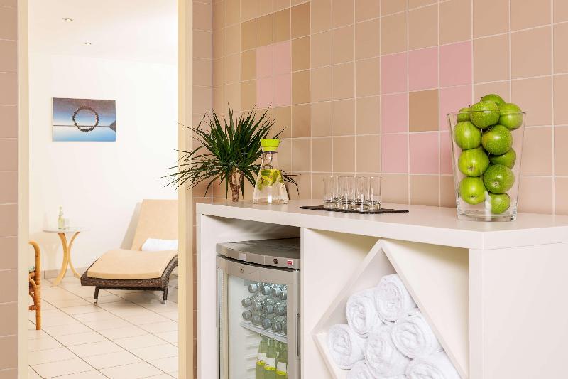 NH Oberhausen - Aktivite