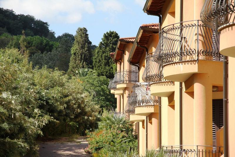 Pietre Bianche - Genel