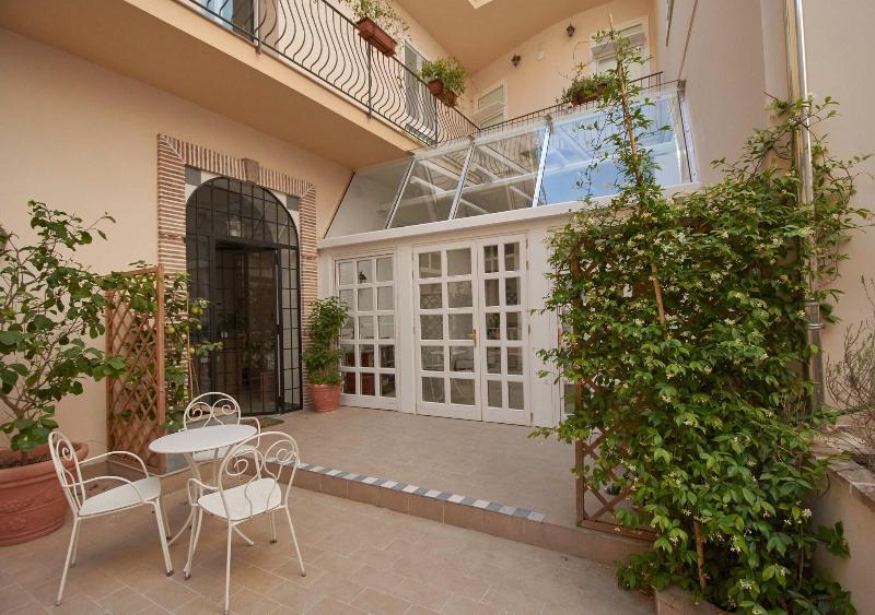 Cas'E Charming House - Genel