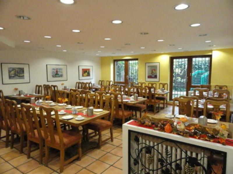 Solitaire Hotel & Boardinghouse Berlin - Restoran