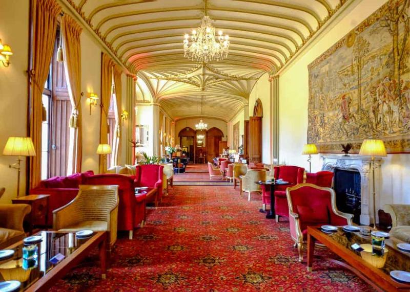 JA Mar Hall Scotland - Lobi