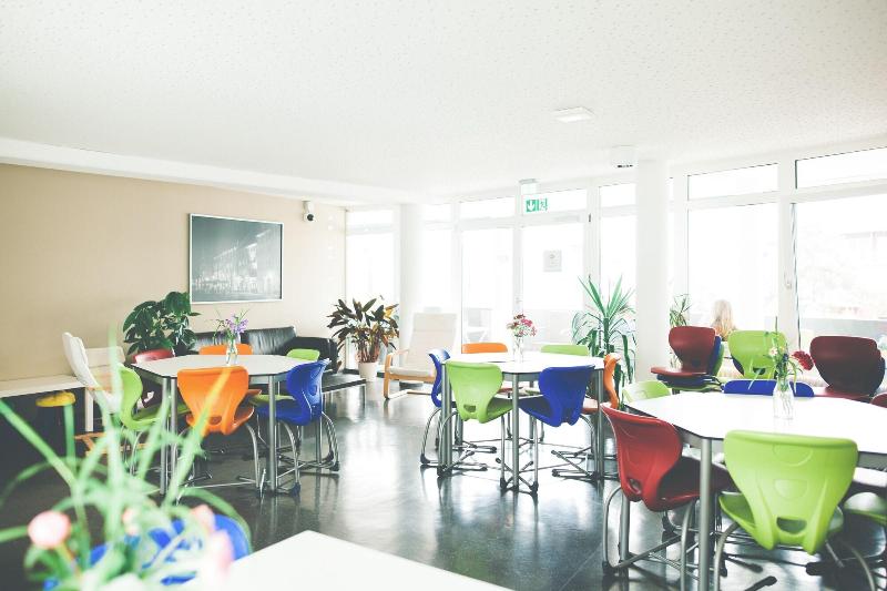 StayInn Freiburg Hostel & Guesthouse - Lobi