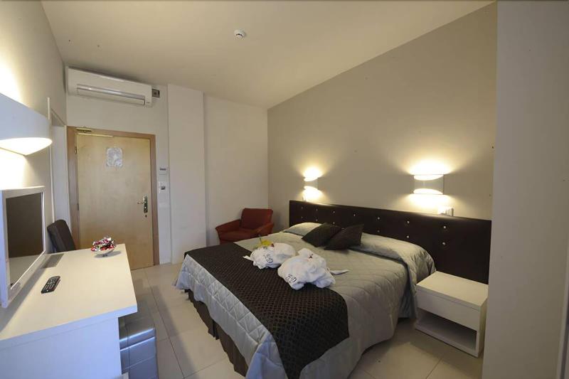 Delta Hotel - Oda