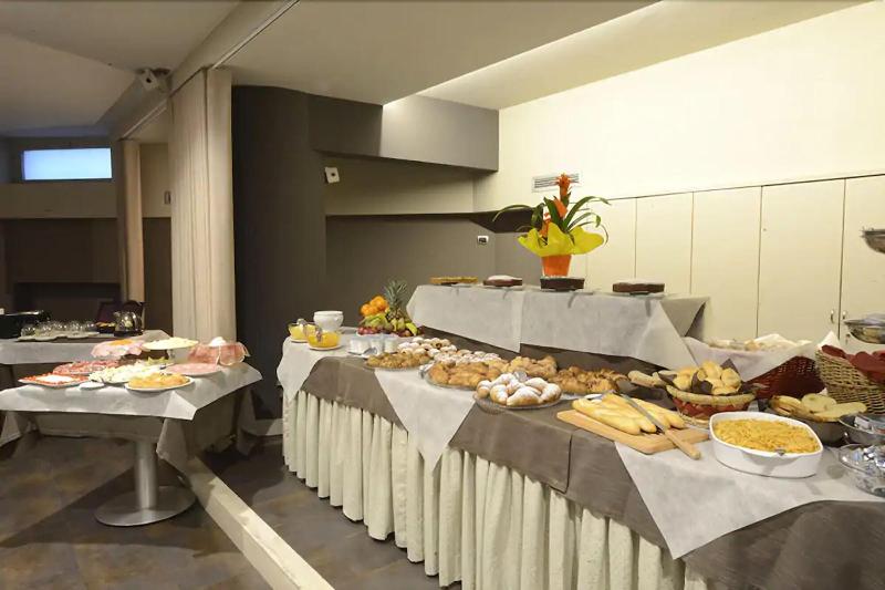 Delta Hotel - Restoran
