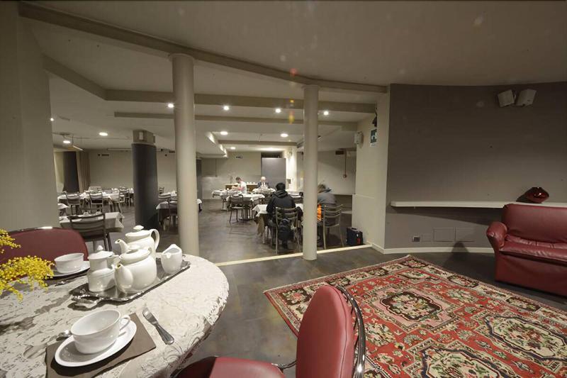 Delta Hotel - Restoran