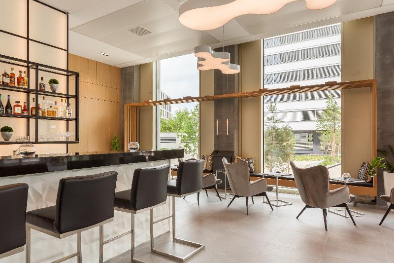 Centurion Swiss Quality Towerhotel - Bar