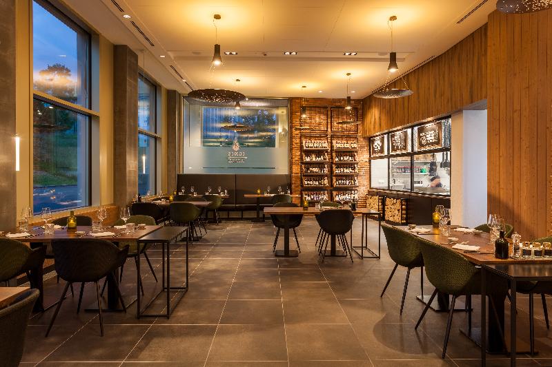 Centurion Swiss Quality Towerhotel - Restoran