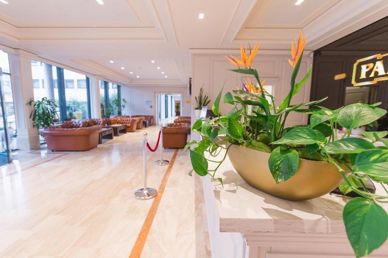 Grand Hotel Palladium Munich - Lobi