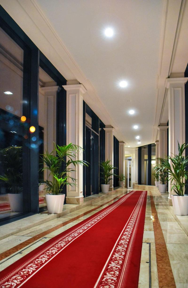 Grand Hotel Palladium Munich - Lobi