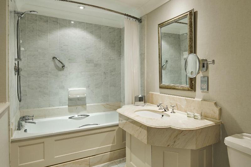Marriott Hotel Hanbury Manor - Oda