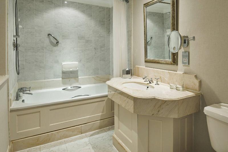 Marriott Hotel Hanbury Manor - Oda