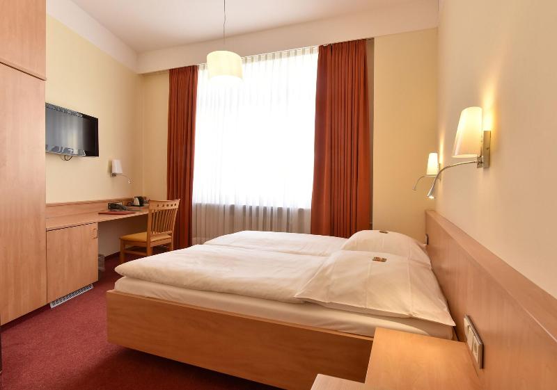 Hotel ADRIA Munich - Oda
