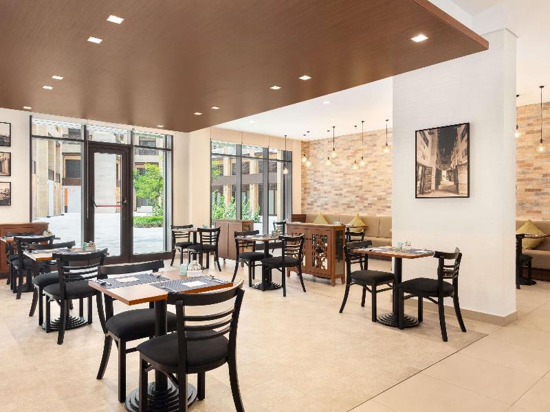 Ibis Styles Dubai Gold District - Restoran