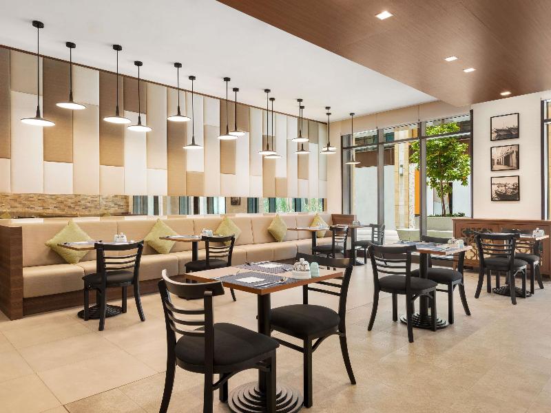 Ibis Styles Dubai Gold District - Restoran