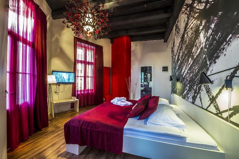 Art Hotel Like - Genel