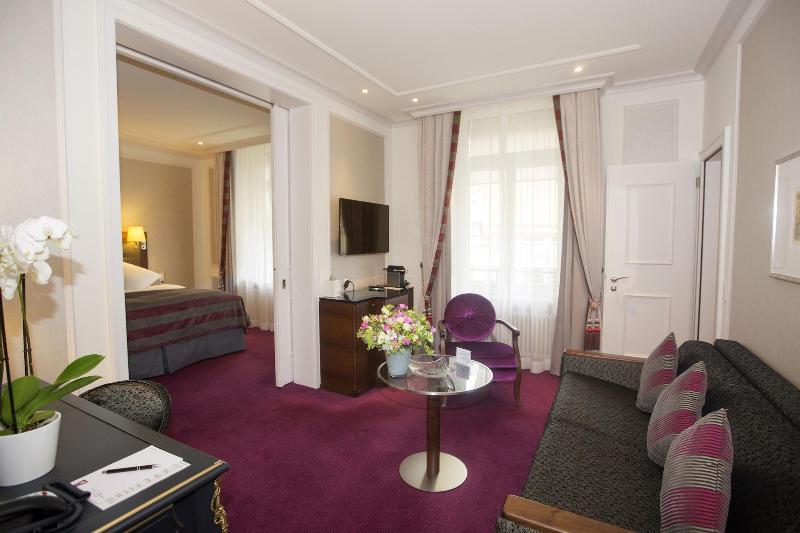 The Dufour, Suites & Rooms by Hotel Schweizerhof - Oda