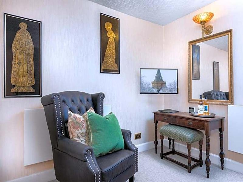 Dornoch Castle - Genel