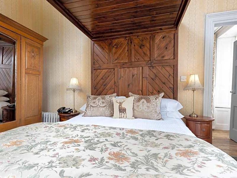 Dornoch Castle - Genel