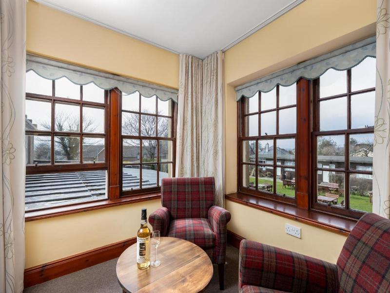 Dornoch Castle - Oda