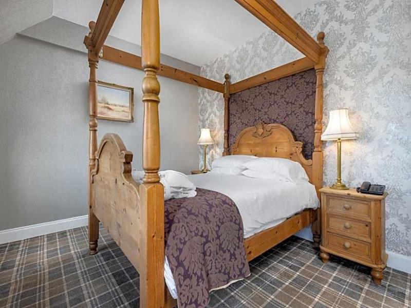 Dornoch Castle - Oda