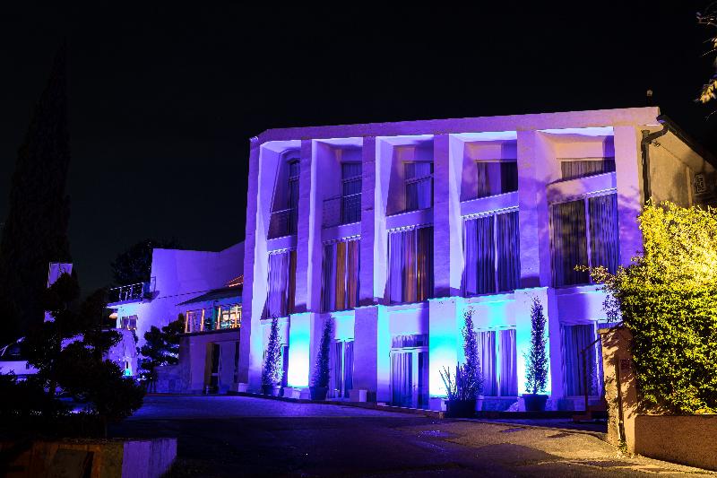 La Villa Resort - Lobi