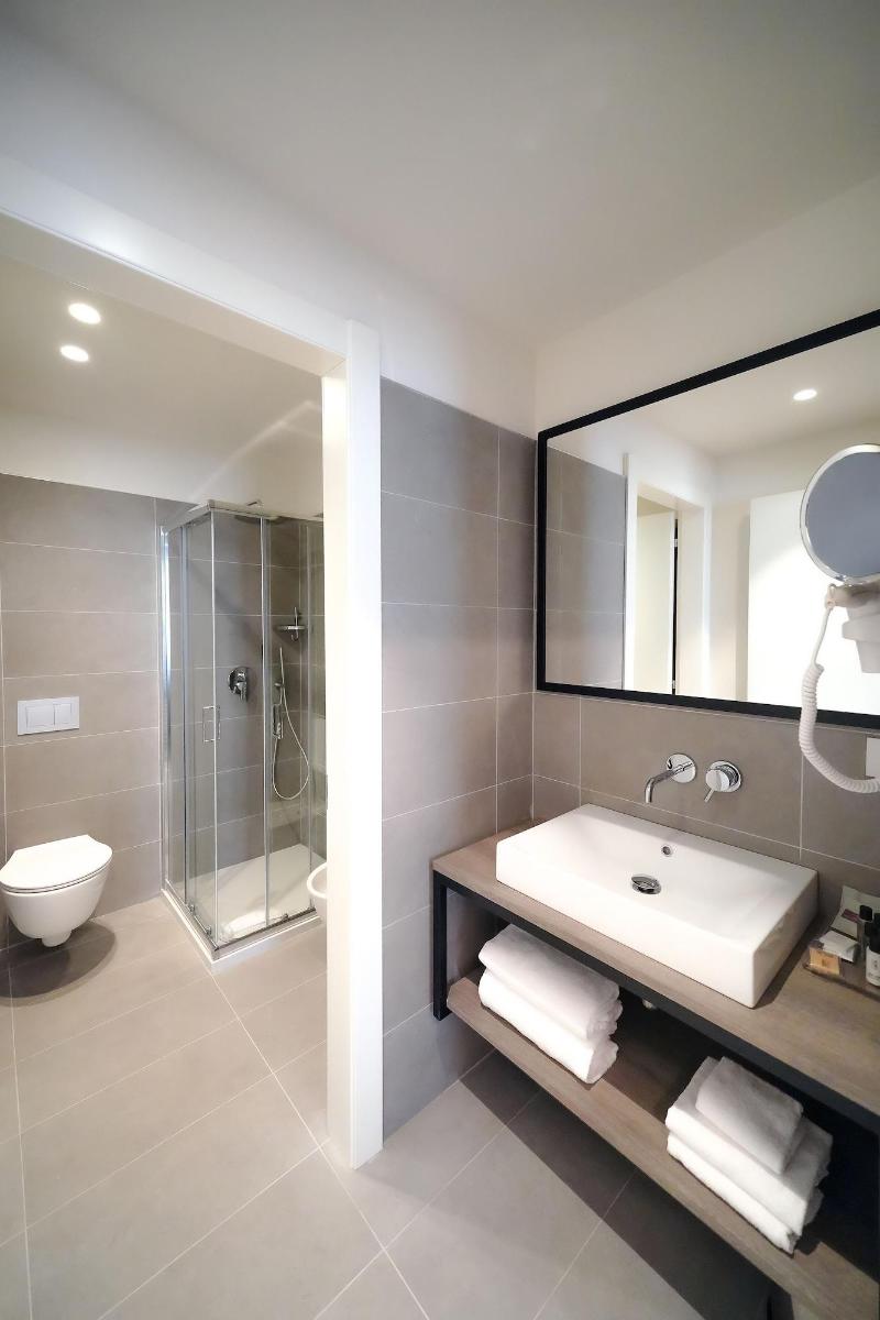 Bergamo Inn 15 - Oda