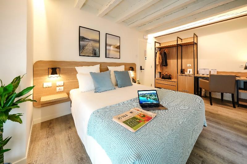 Bergamo Inn 15 - Oda